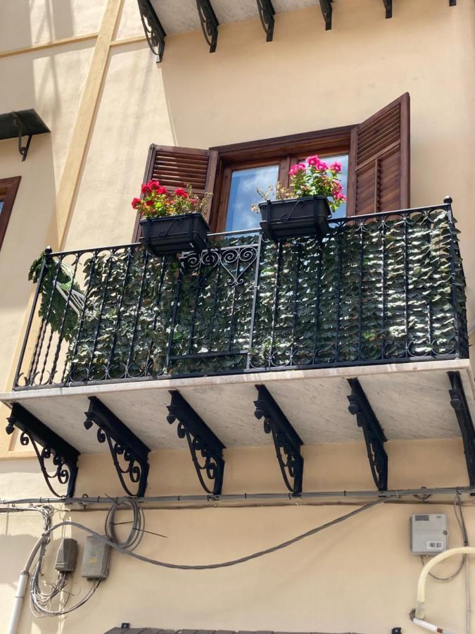 Apartament La Lumaca Kalsa Palermo Exterior foto